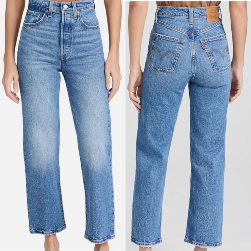 Levi's Women's Classic Blue Cropped Jeans - Picture 7 of 7